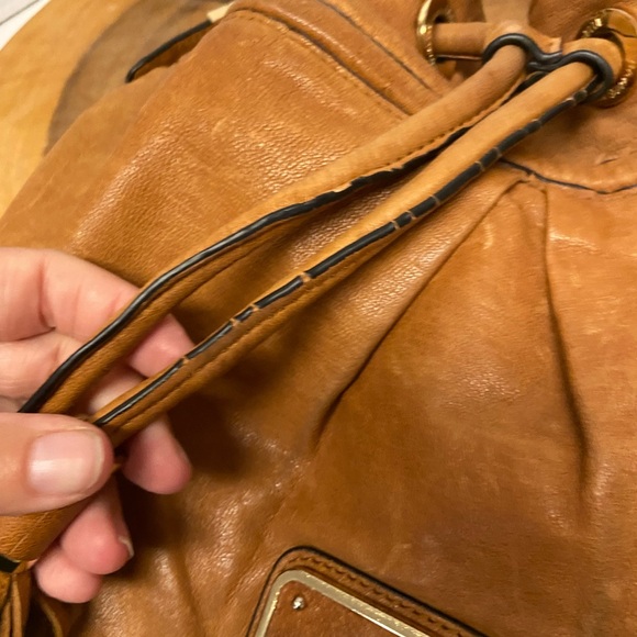 Joelle Hawkens Soft Smooth Caramel Color Leather Drawstring Bucket Bag - Picture 9 of 16